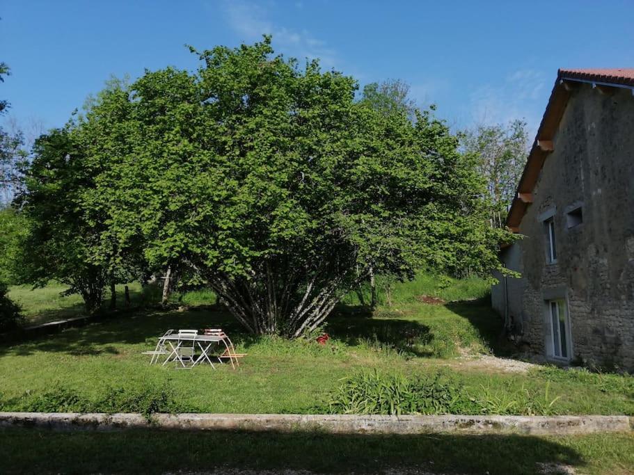 Studio Aux Granges Du Vilaret Lägenhet Clairvaux-les-Lacs Exteriör bild